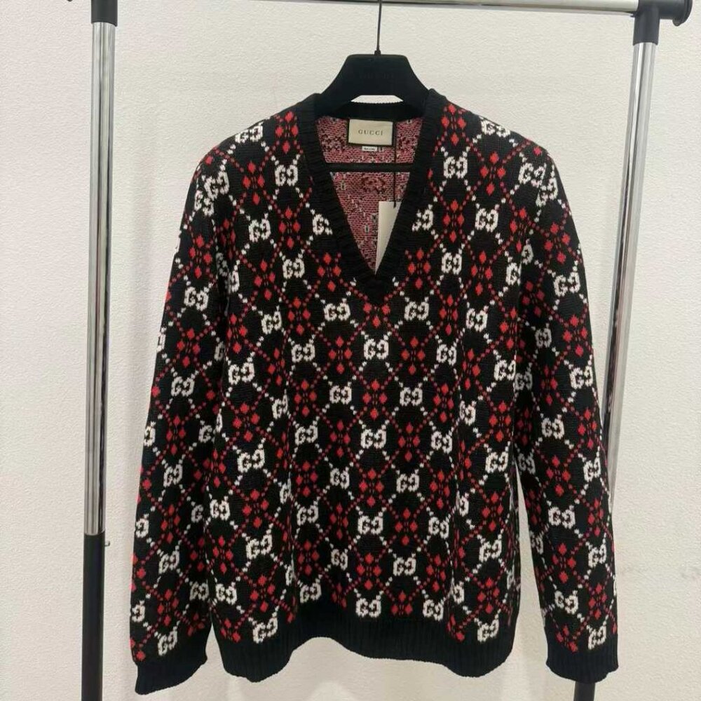 NWT Authentic Gucci Interlocking G Logo V-Neck Pullover